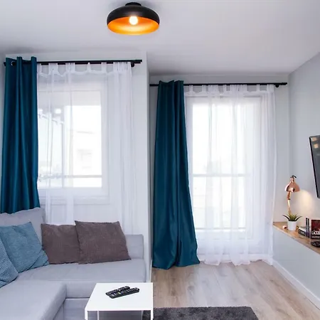 Dwupokojowy Apartament Z Sypialnia I Tarasem Daire Wroclaw