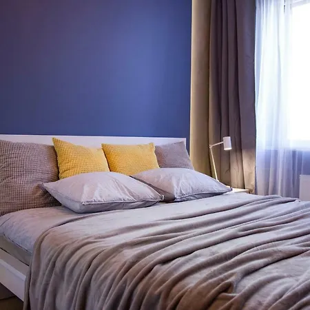Dwupokojowy Apartament Z Sypialnia I Tarasem Daire *